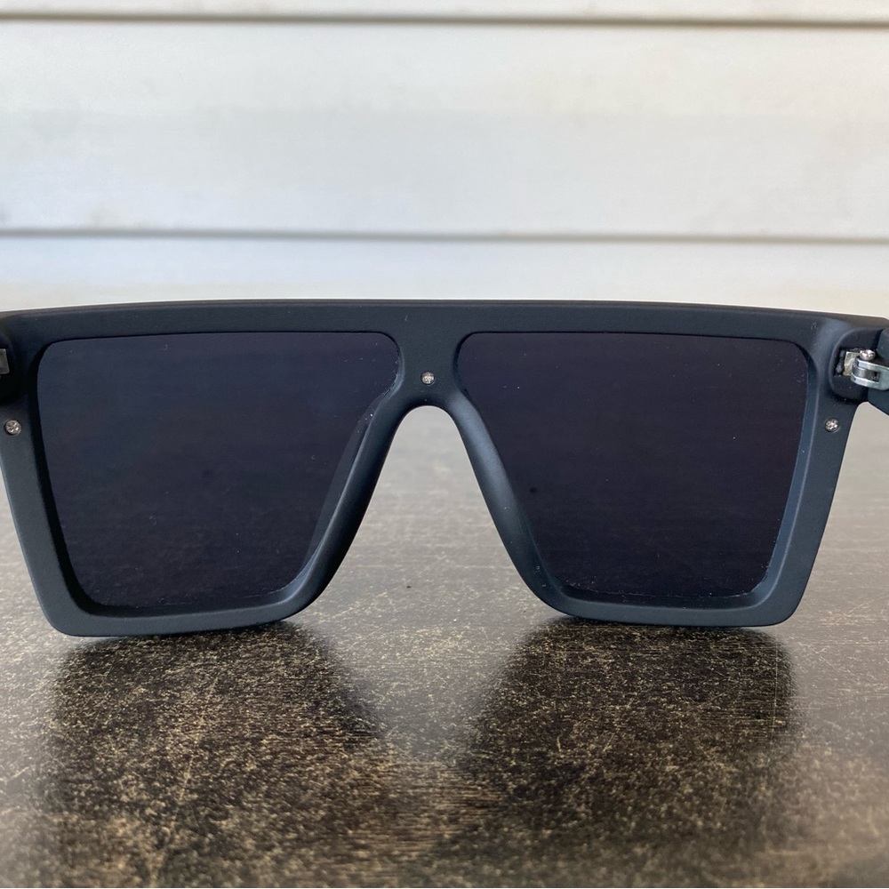 MEDUSA SQUARE VENCI SUNGLASS - Picture 6 of 9